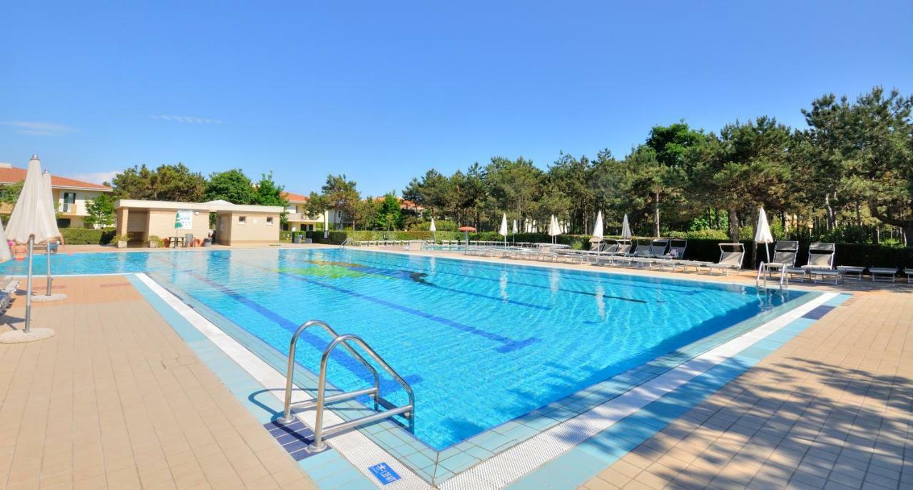 Villaggio Lido Del Sole 비비오네 외부 사진